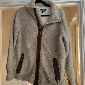 PATAGONIA FLEECE TEDDY BEAR JACKET - LARGE